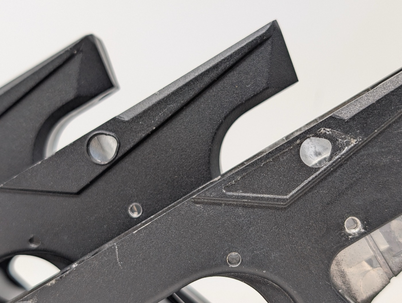 Top rail and rear hump, a second angle — again, no difference here